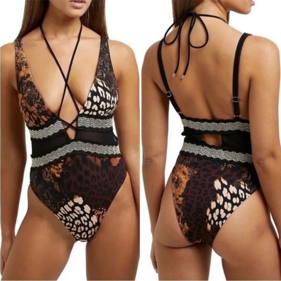 River Island Other - New! River Island High Apex One-Piece Size 4 NWT